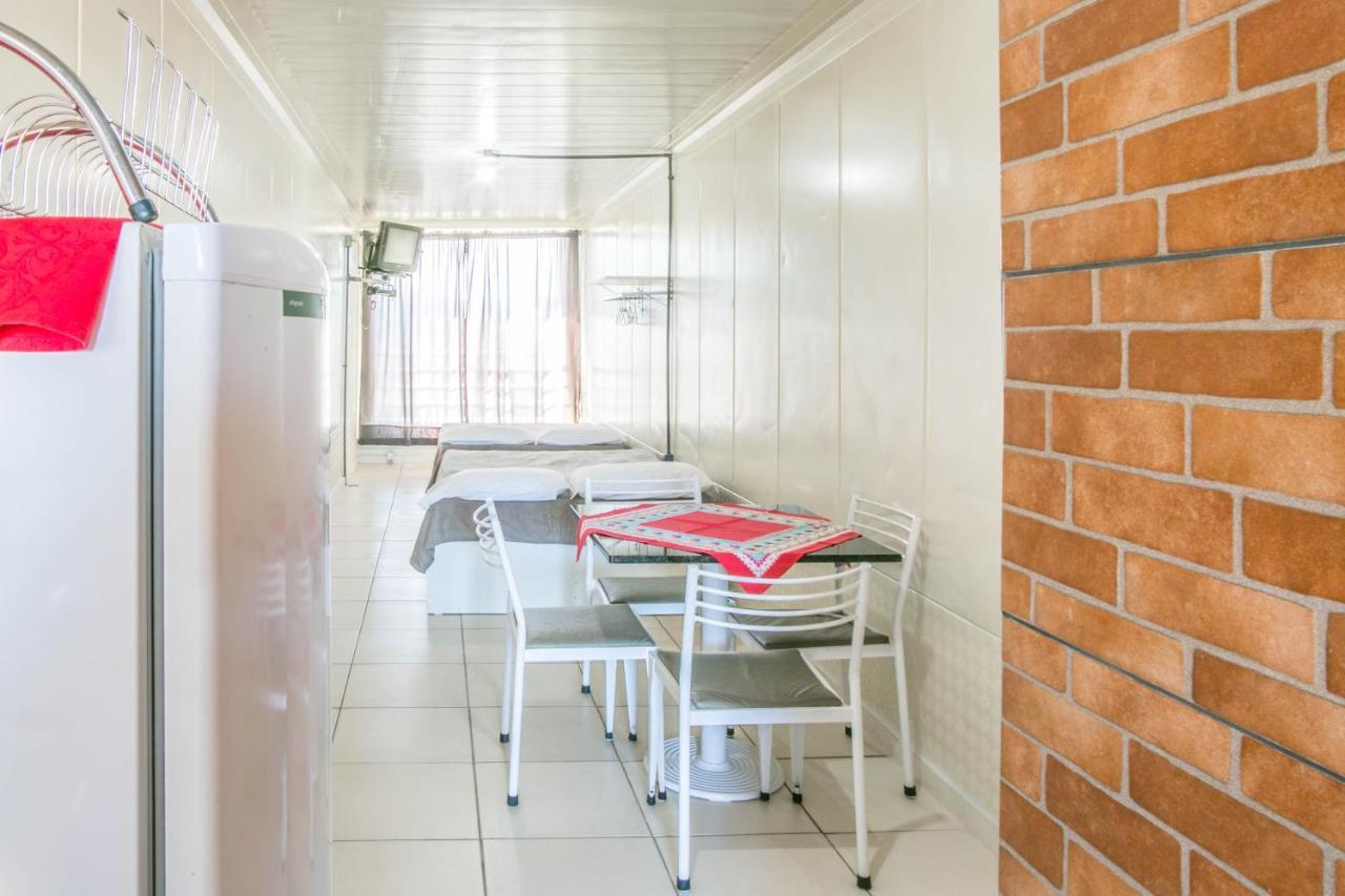 Xxcasa Olinda - Estudios E Suites Com Piscina, Ar, Wifi E Estacionamento بورتو بيلو المظهر الخارجي الصورة